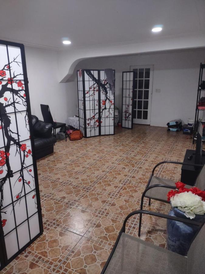 Omar'S Place - Shared Rooms Miami Exteriör bild